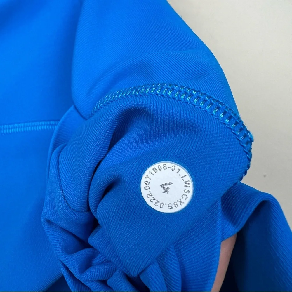 Lululemon Swift Speed High-Rise Tight 28"
Poolside 4 Blue - Picture 10 of 10